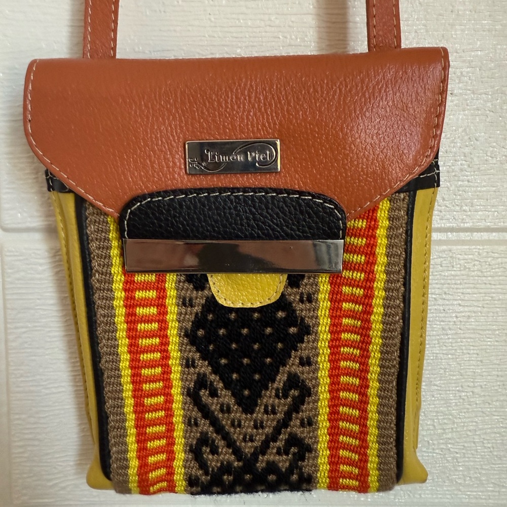 Textured Multicolor Crossbody Bag in Orange and Yellow